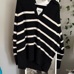 Aerie Black and Cream Striped V-Neck Sweater